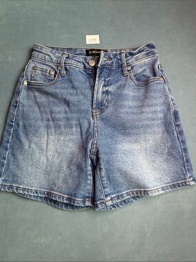BCBG Generation Boyfriend Short Washed Blue High-Rise Denim Shorts Size 0/24